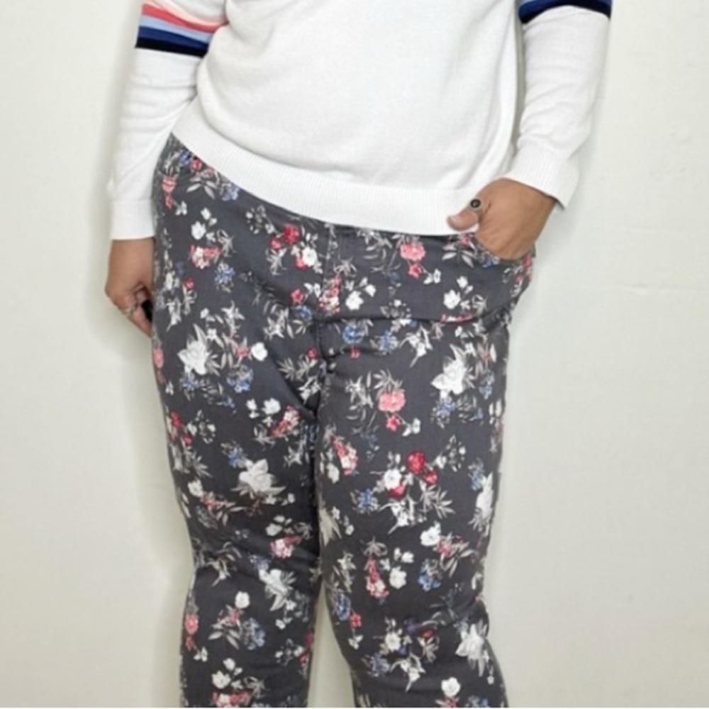 Lane Bryant Garden Floral Print Jeans Size 24